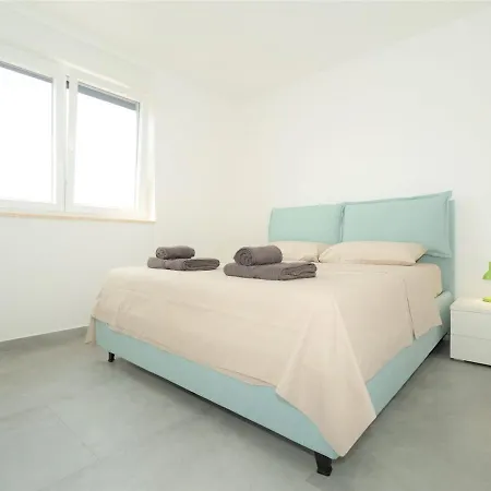 Appartement Apartman Aura *