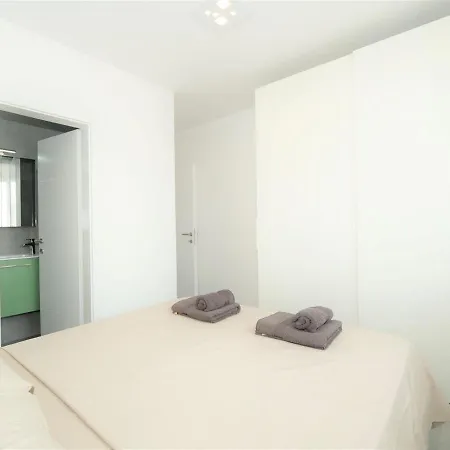 Apartman Aura Apartment *